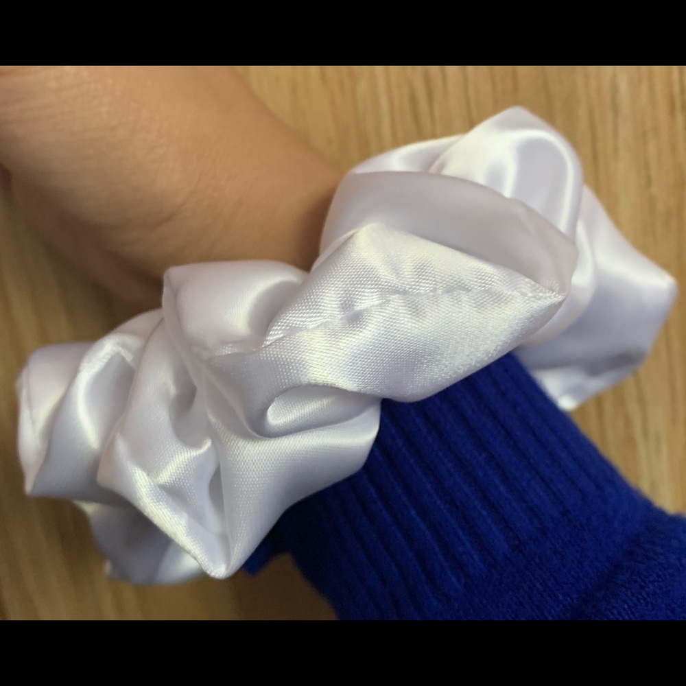 ⭐️ HOST PICK⭐️ KLM’s Luxey Locks Pearly Whites Collection $8each